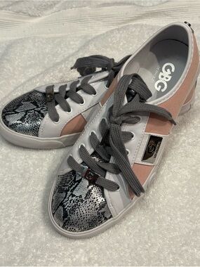 GBG Los Angeles Pink, Gray & Snake-Print Lace-Up Sneakers